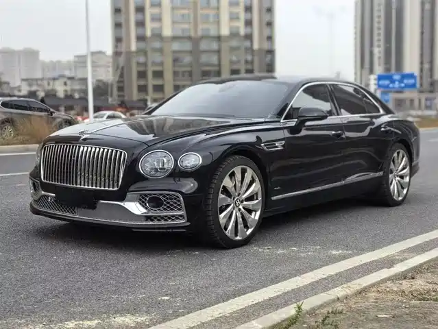 Bentley Flying Spur 2023