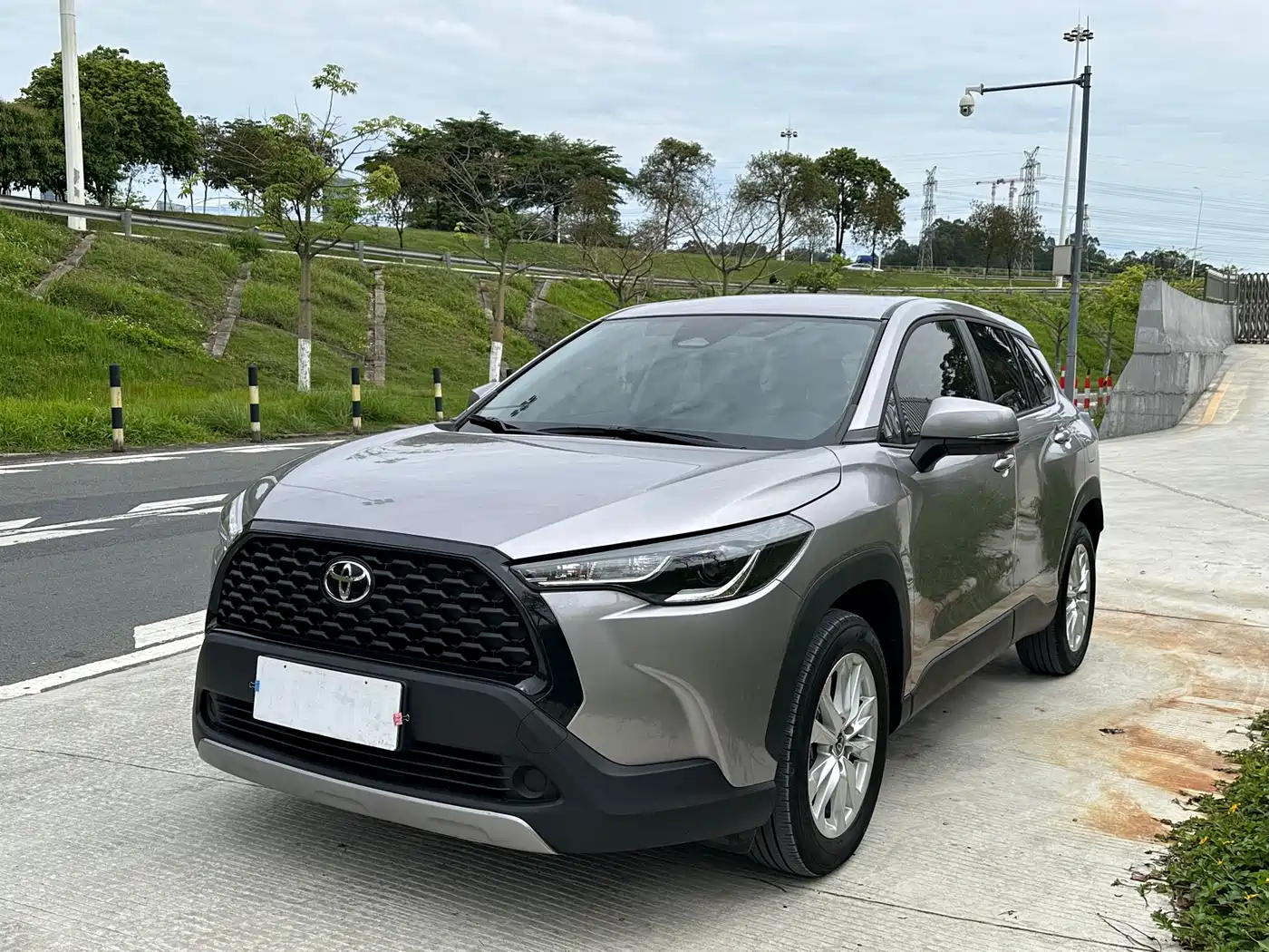 Toyota Corolla Cross 2024 Model 2.0L Pioneer Edition
