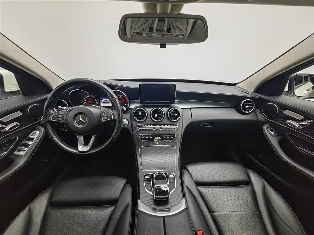 Mercedes-Benz C-Class 2018 C 200 L Sport Edition фото 5