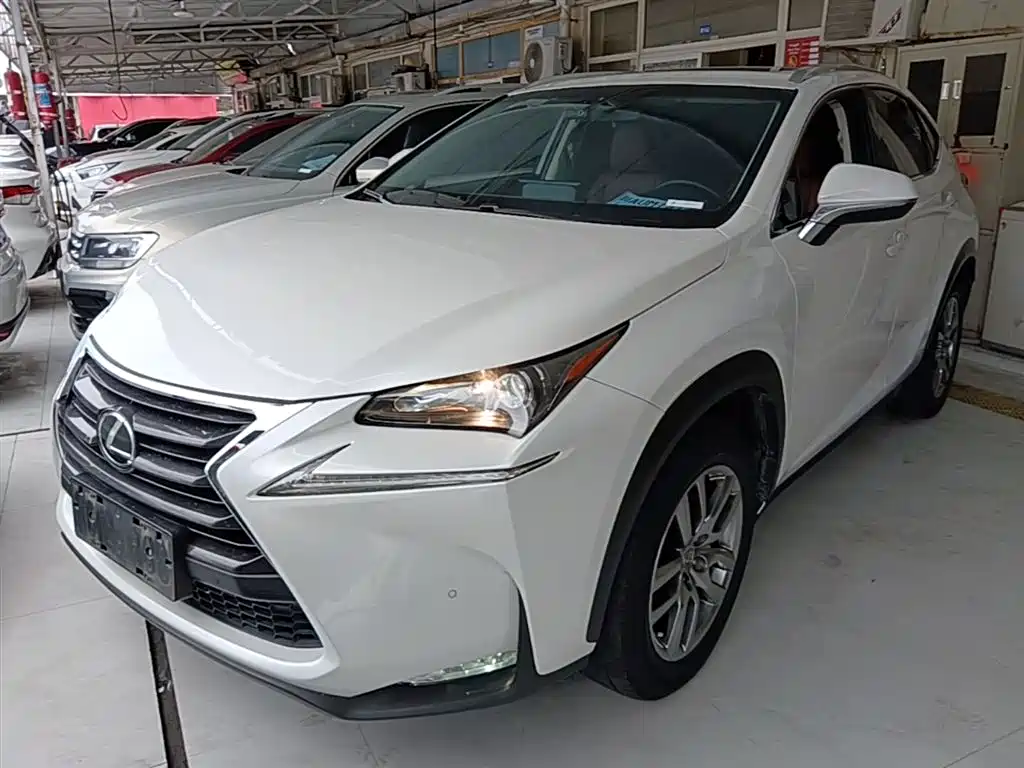 Lexus NX 2015 200t AWD F Sport