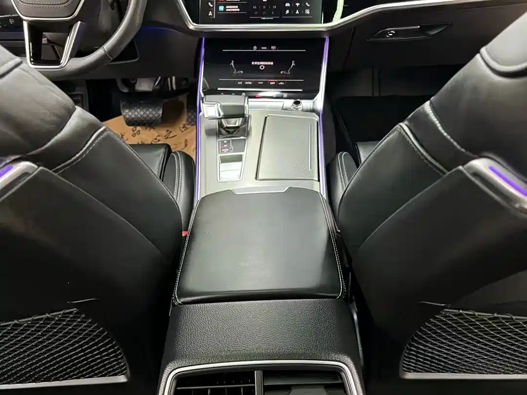 Audi A6L 2023 40 TFSI Luxury Dynamic фото 8