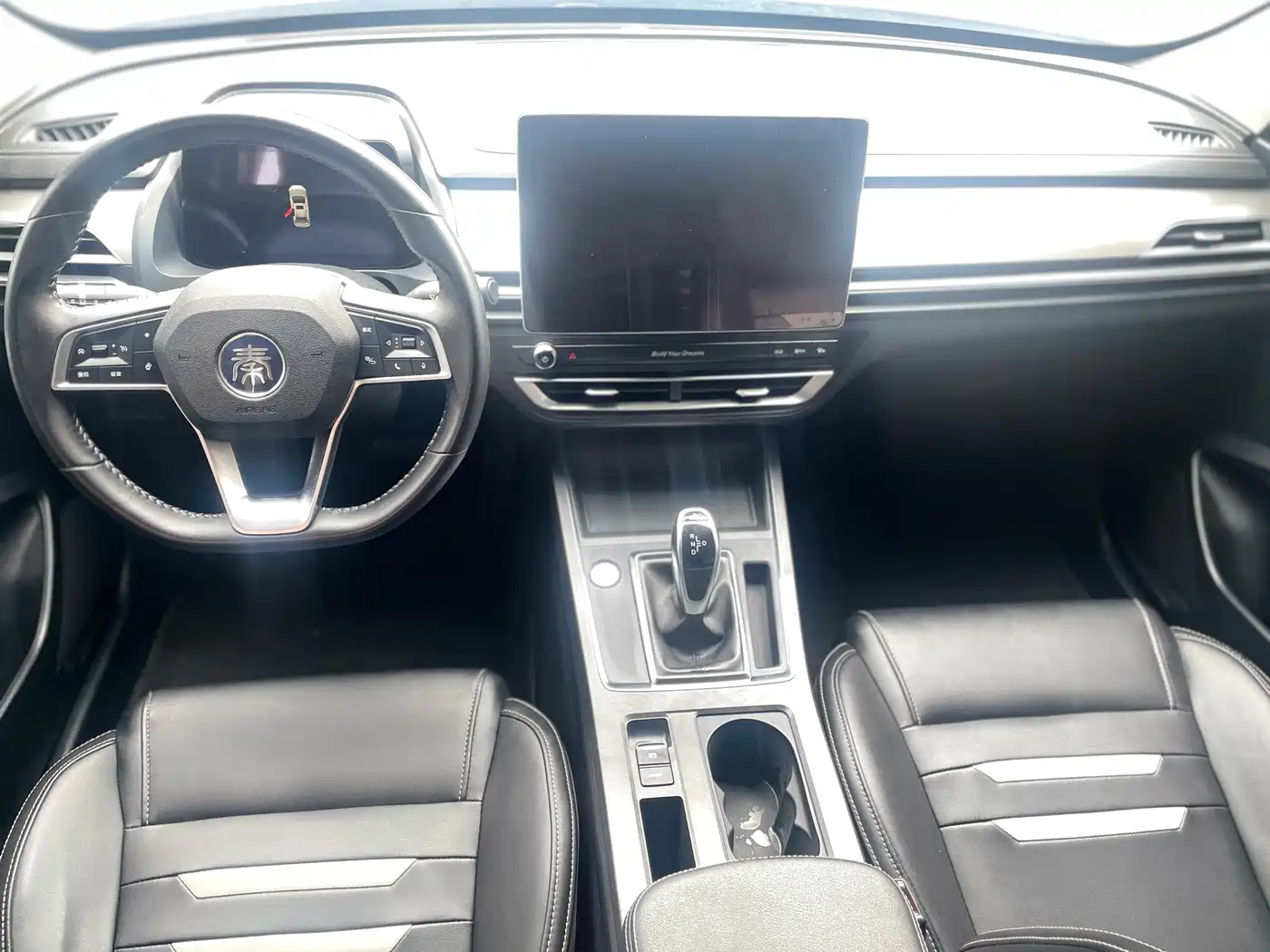 BYD Qin Pro 2018 1.5TI Automatic Smart Connected Dynamic Edition фото 10