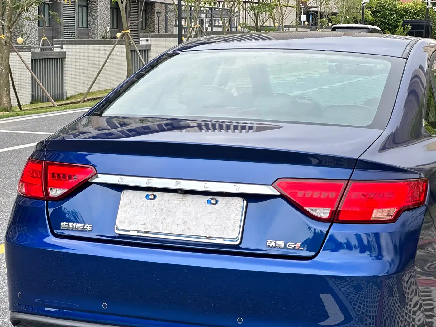 Фото 13 - Geely Emgrand GL