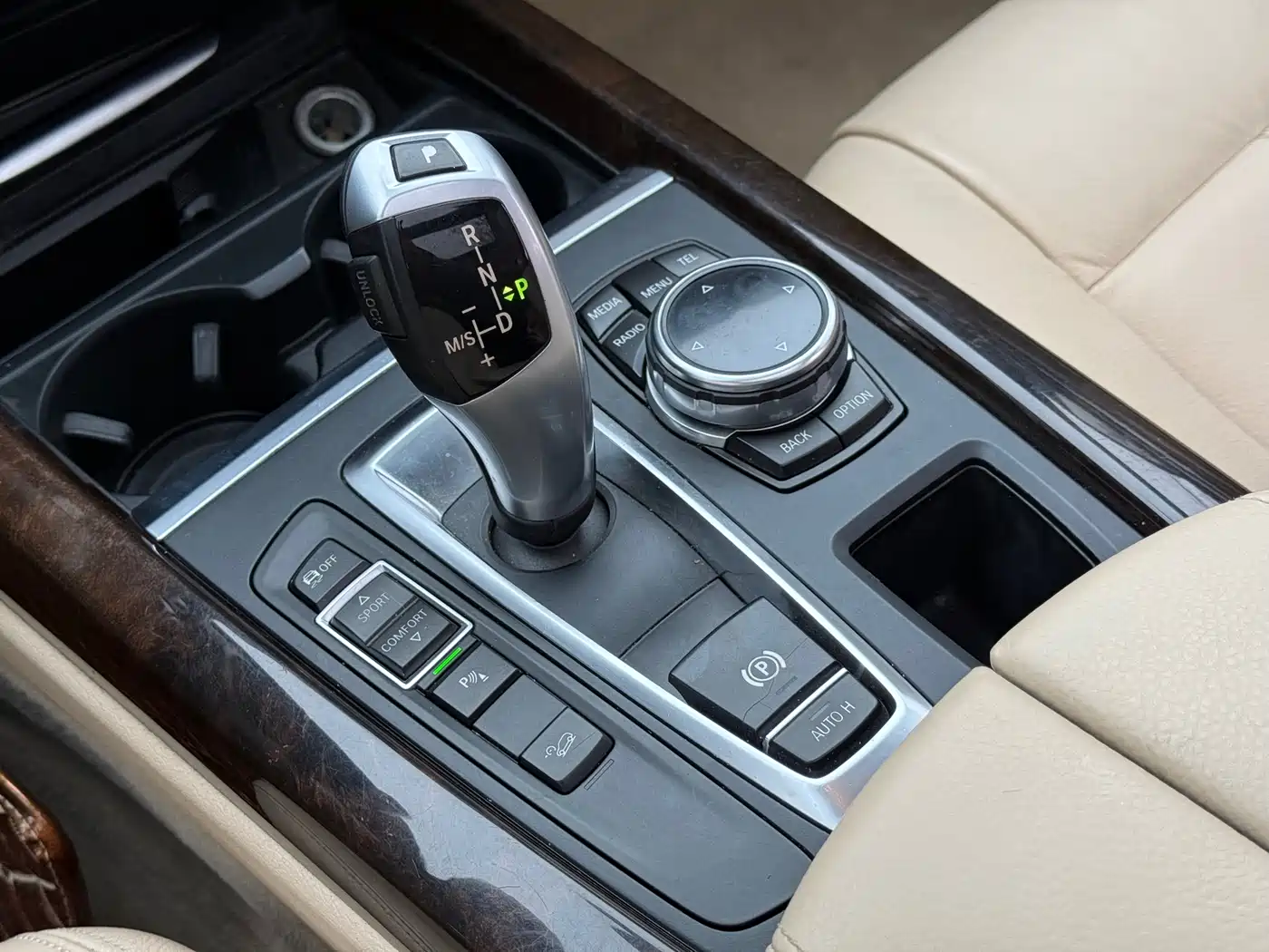 BMW X5 (Import) 2014 xDrive35i Leading фото 11