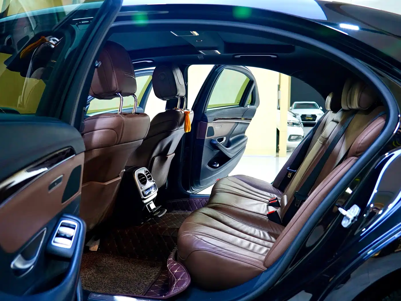Mercedes-Benz S-Class 2014 S 320 L Business фото 6