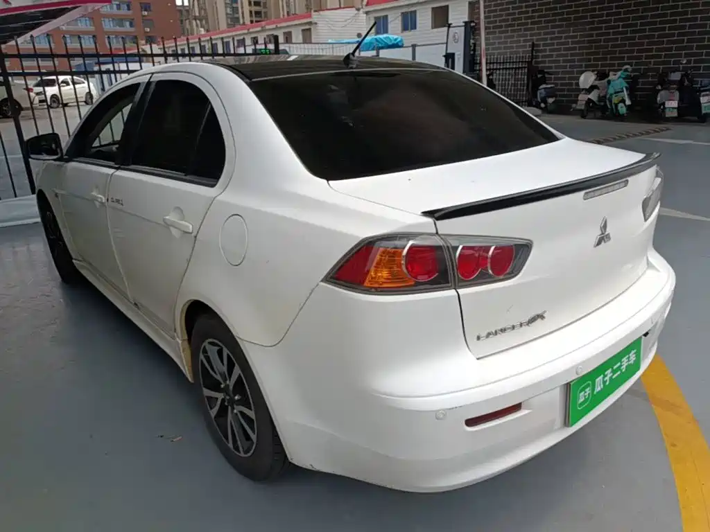 Mitsubishi Lancer EX 2018 2016 1.8L CVT Black & White Replica