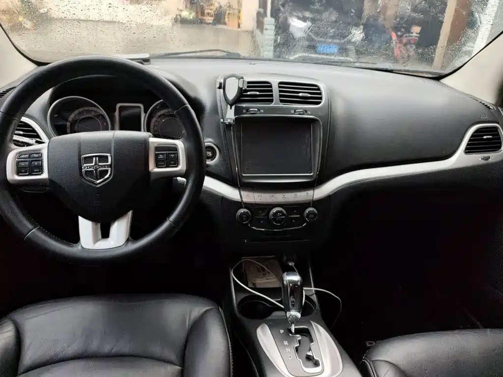 Фото 5 - Dodge Journey