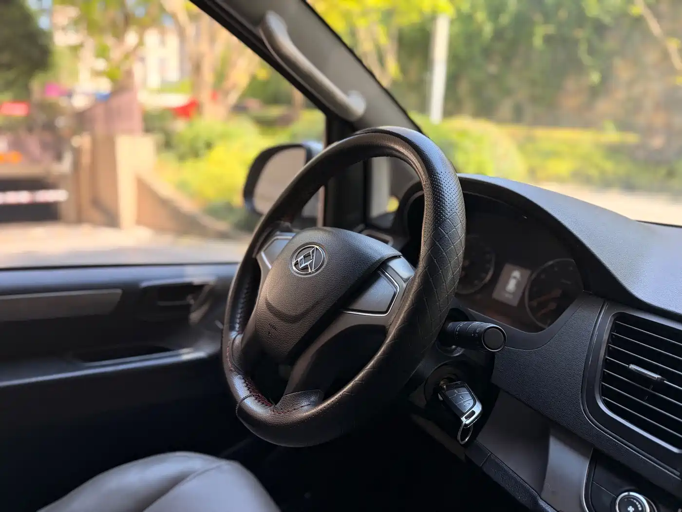 SAIC Maxus Maxus G10 2018 PLUS 2.0T Automatic Executive Edition фото 19