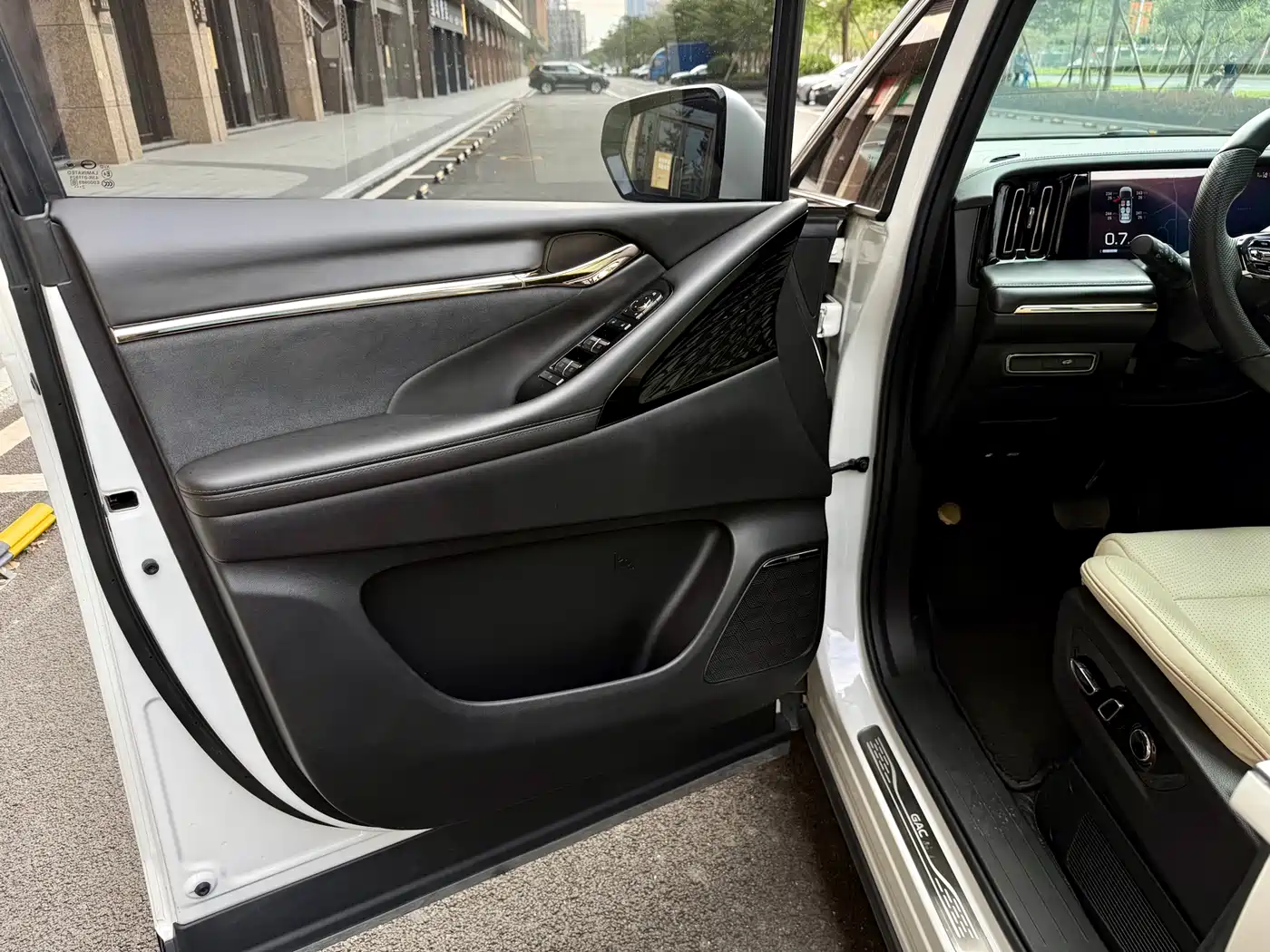 GAC Trumpchi Trumpchi M8 2023 Model Master Series 400T Flagship Edition фото 7