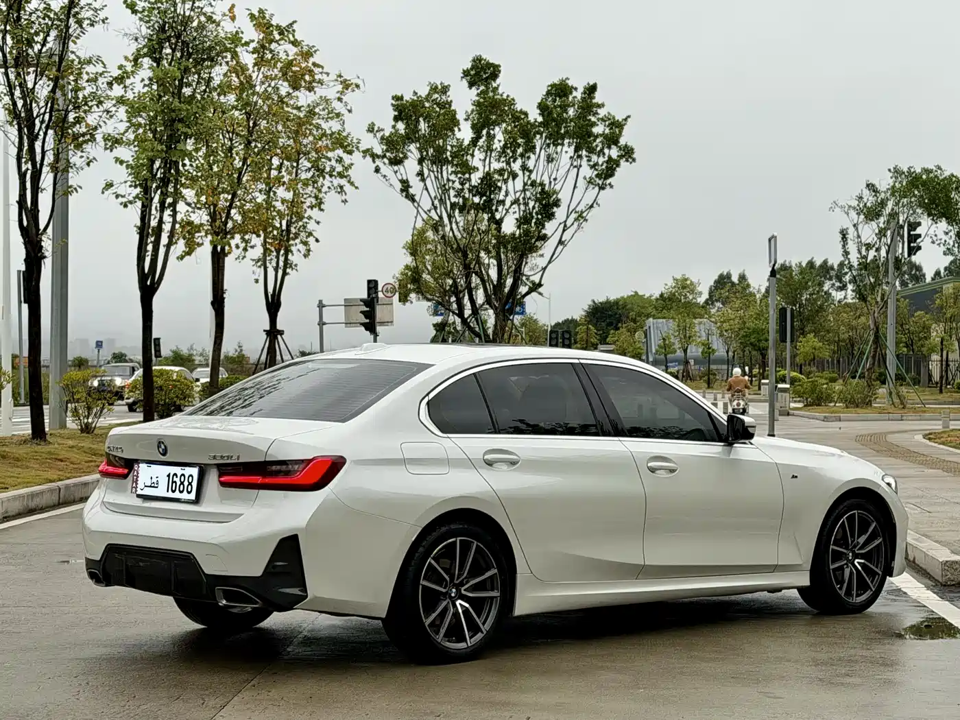 BMW 3-SERIES