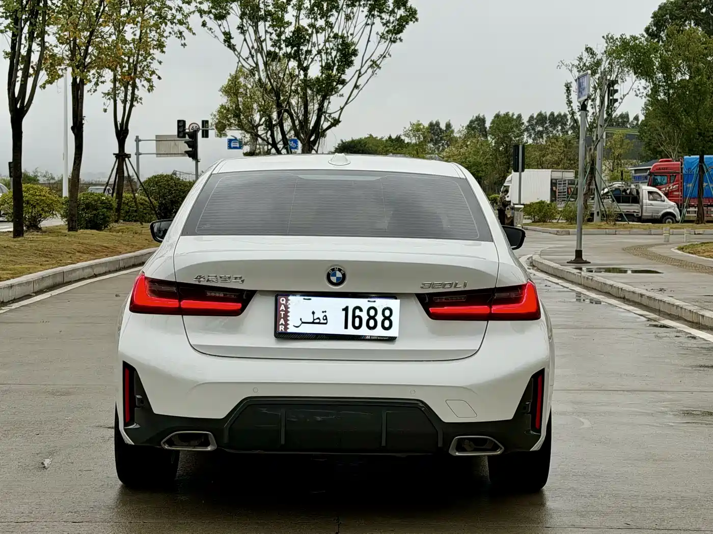 BMW 3-SERIES