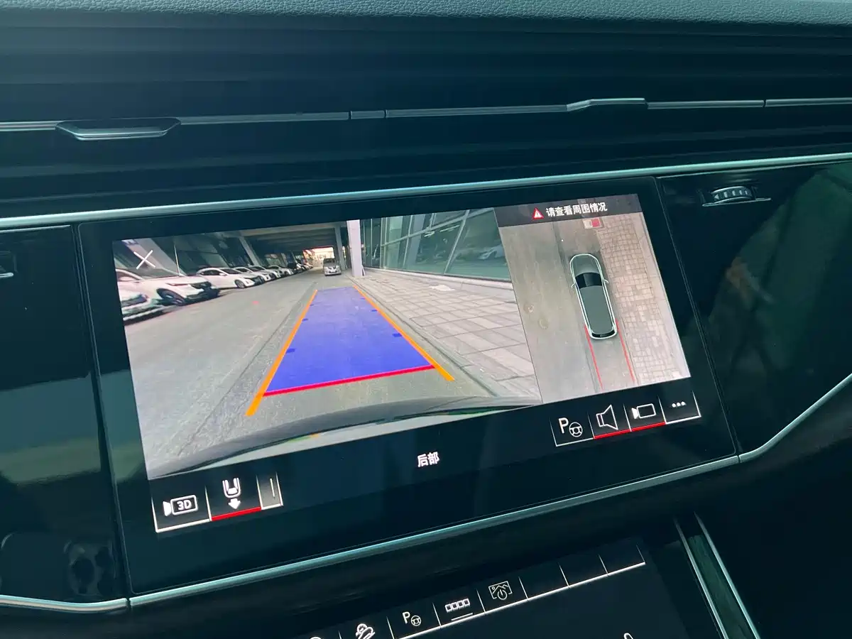 Audi Q7 2023 45 TFSI quattro S line Sport фото 25