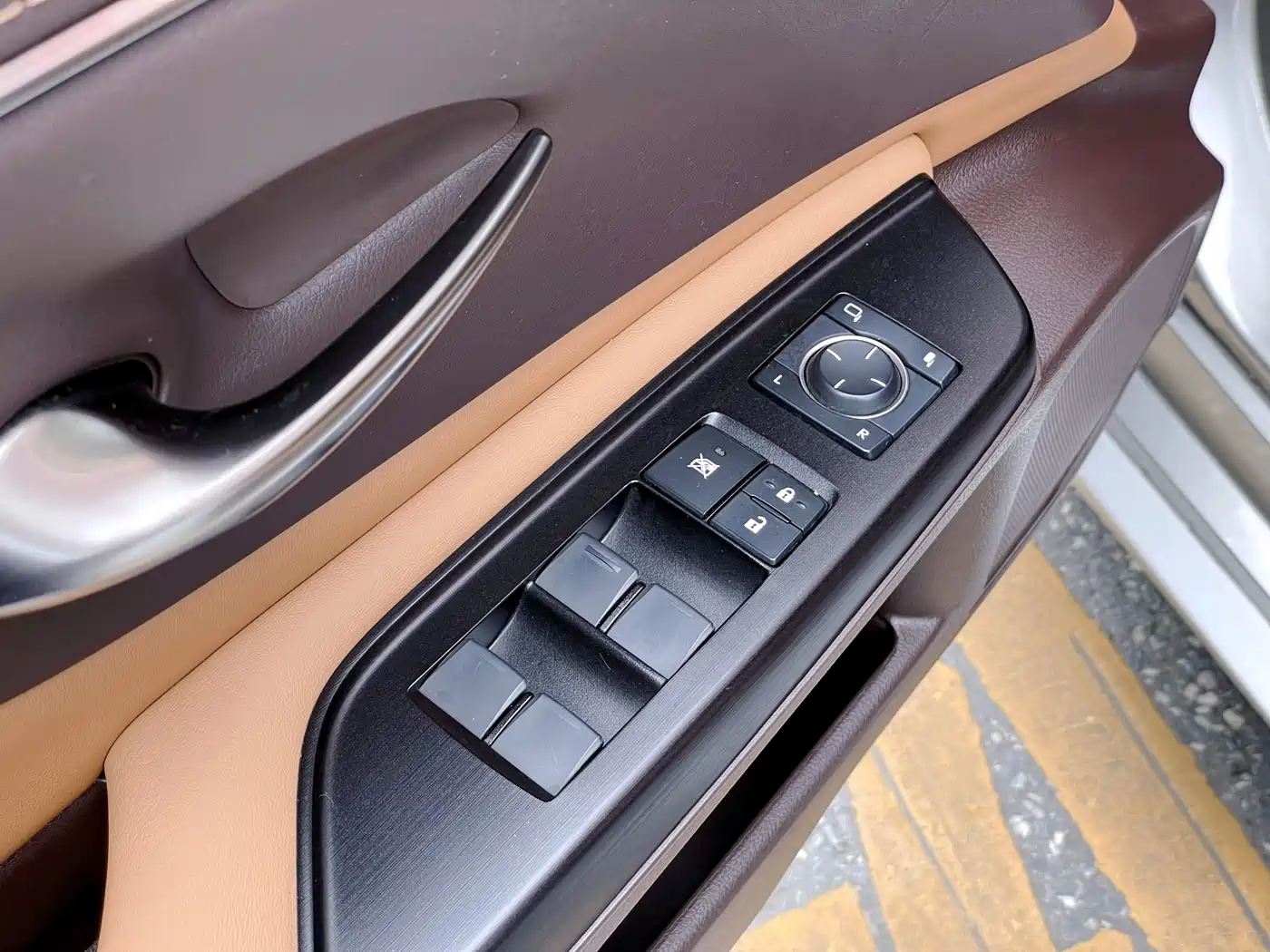 Lexus ES 2020 200 Excellence фото 28