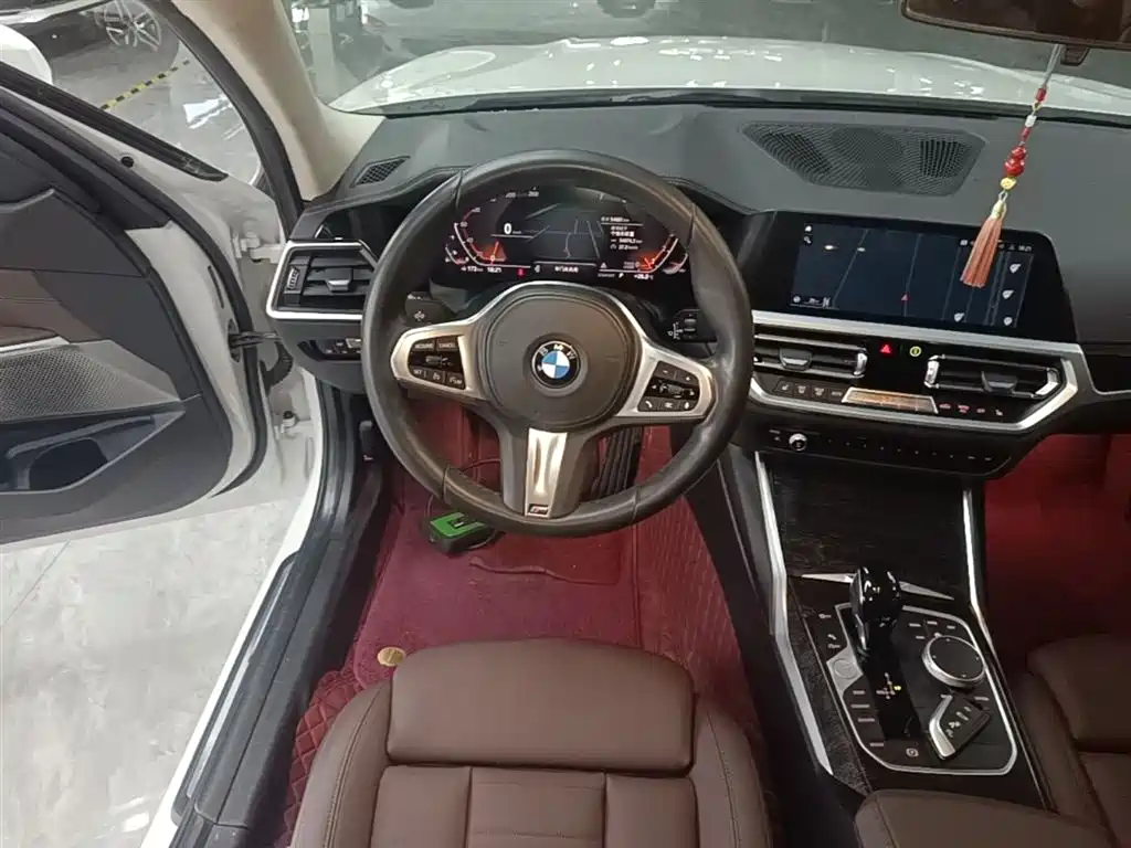 BMW 3 Series 2021 325Li M Sport Package фото 11