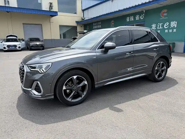 Audi Q3 35 TFSI, Стиль Драйв
