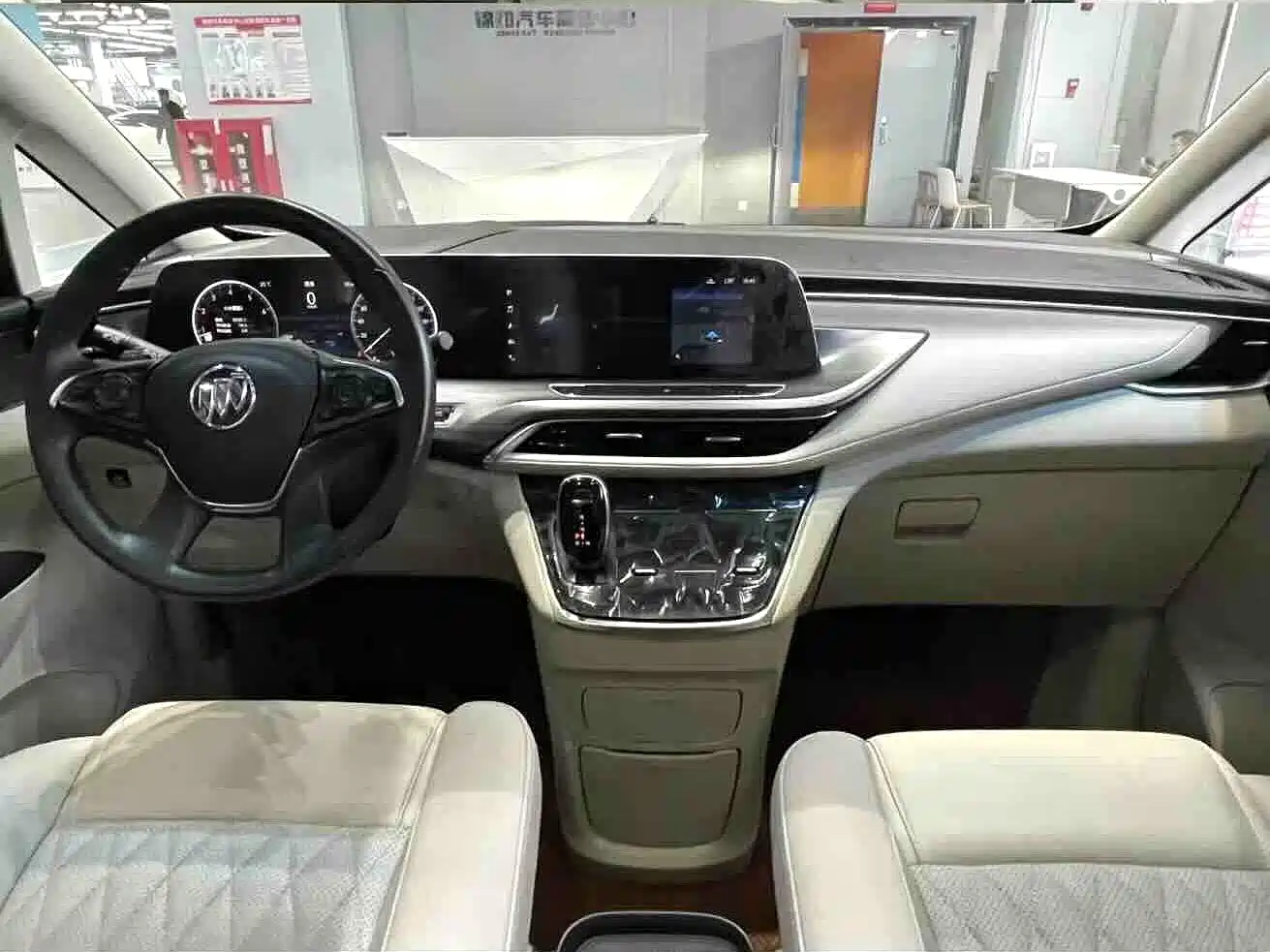 Buick GL8 2023 ES Landmaster Comfort фото 8