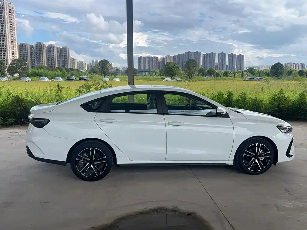 Geely Binrui 2026 2024 Binrui COOL 1.5T DCT Soaring Dragon Edition