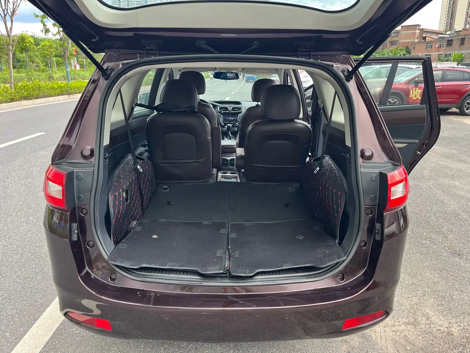 Фото 8 - Haima V70