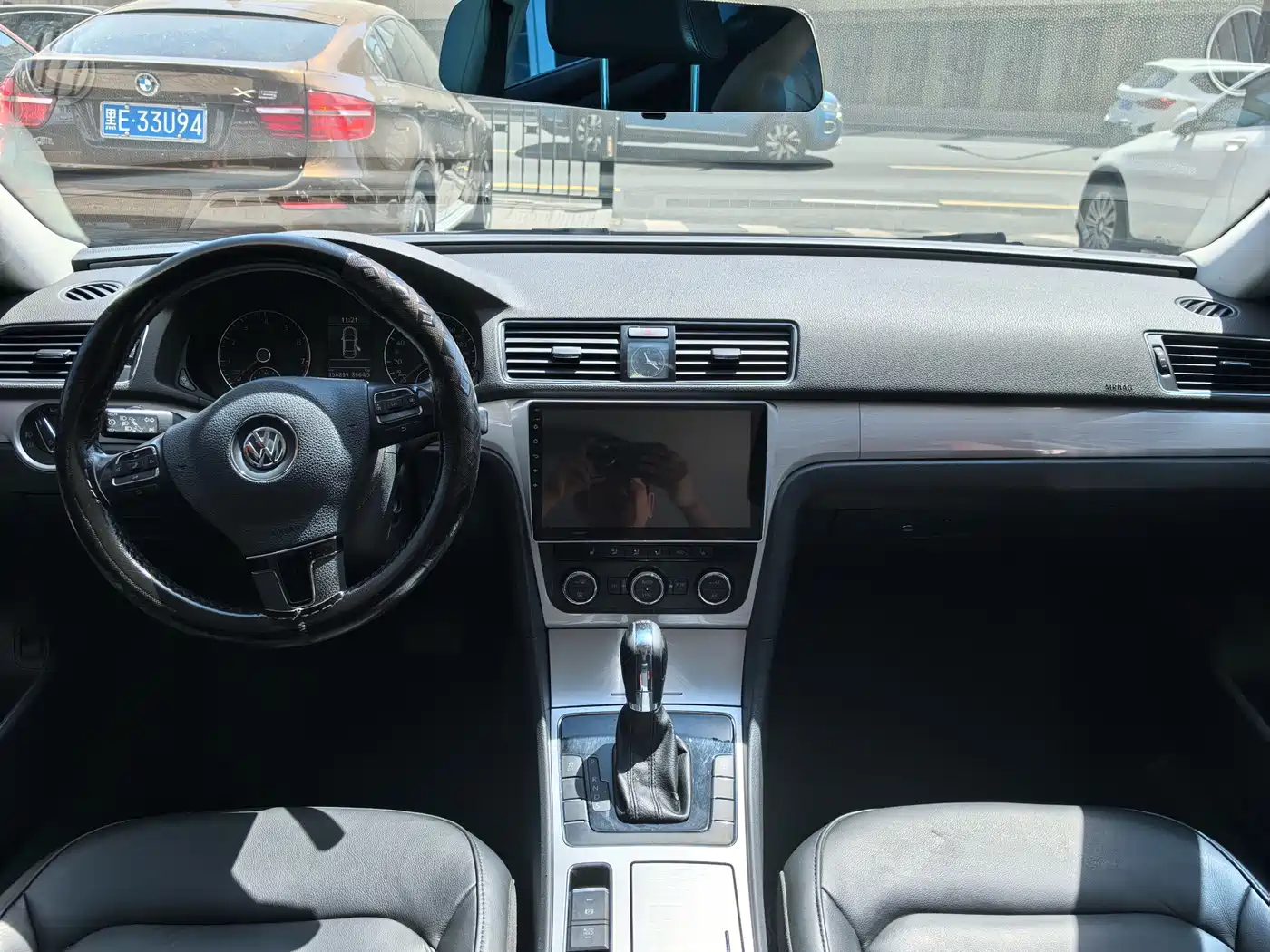 Volkswagen Passat 2015 1.8TSI DSG Honor Edition фото 18