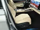 Фото 25 - Geely Monjaro