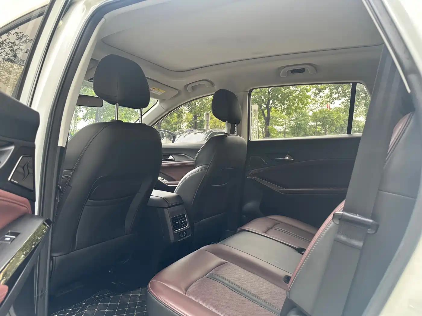 Sehol X8 PLUS 2022 2023 1.5TGDI DCT Smart Enjoyment Edition (7-seater)