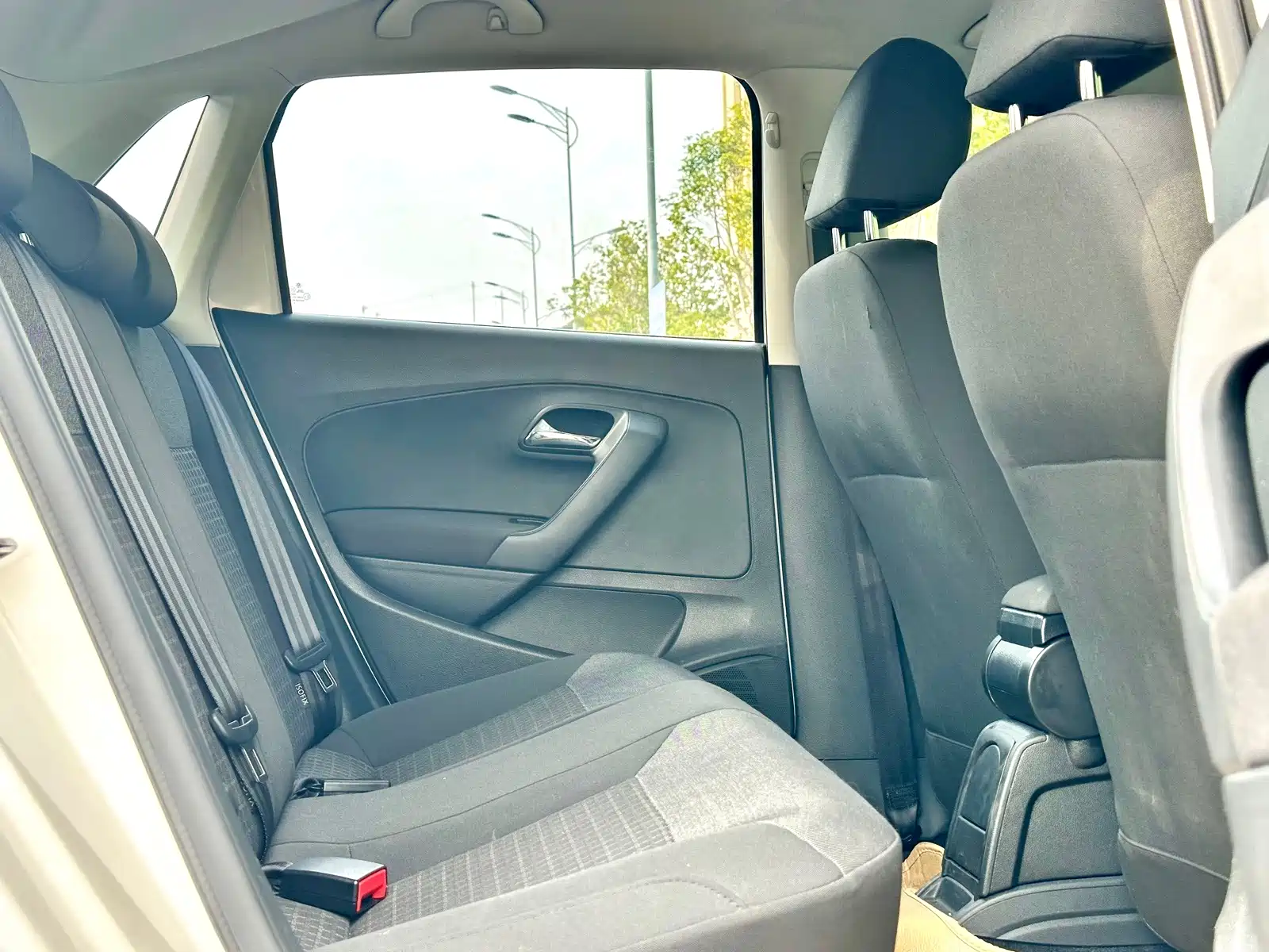 Фото 23 - Volkswagen Polo