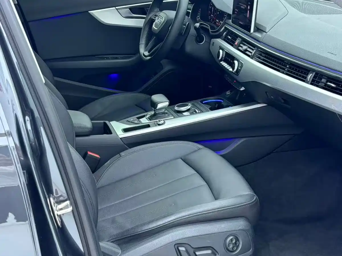 Audi A4 (Import) 2020 2020 Avant Pioneer 40 TFSI Fashion Dynamic