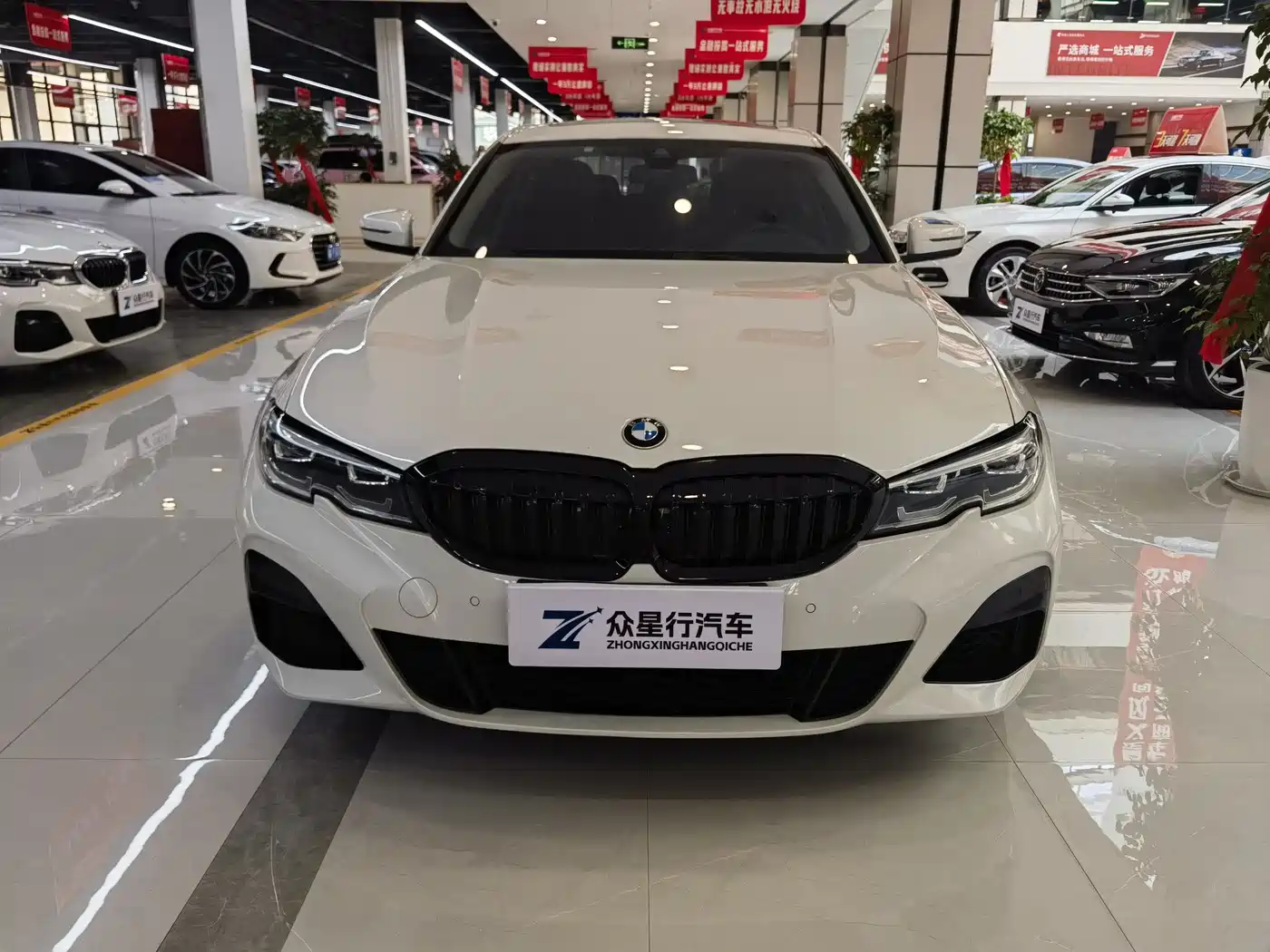 BMW 3 Series 2021 325Li M Sport Package фото 2