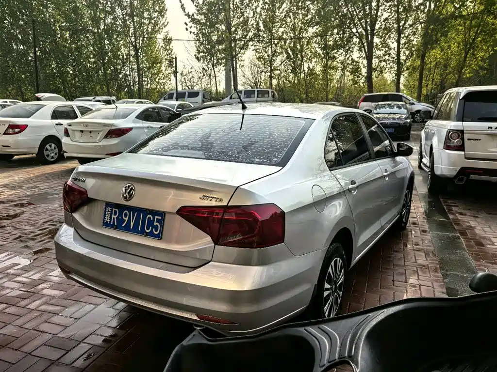 Volkswagen Jetta 2017 1.4L Manual Fashion фото 9