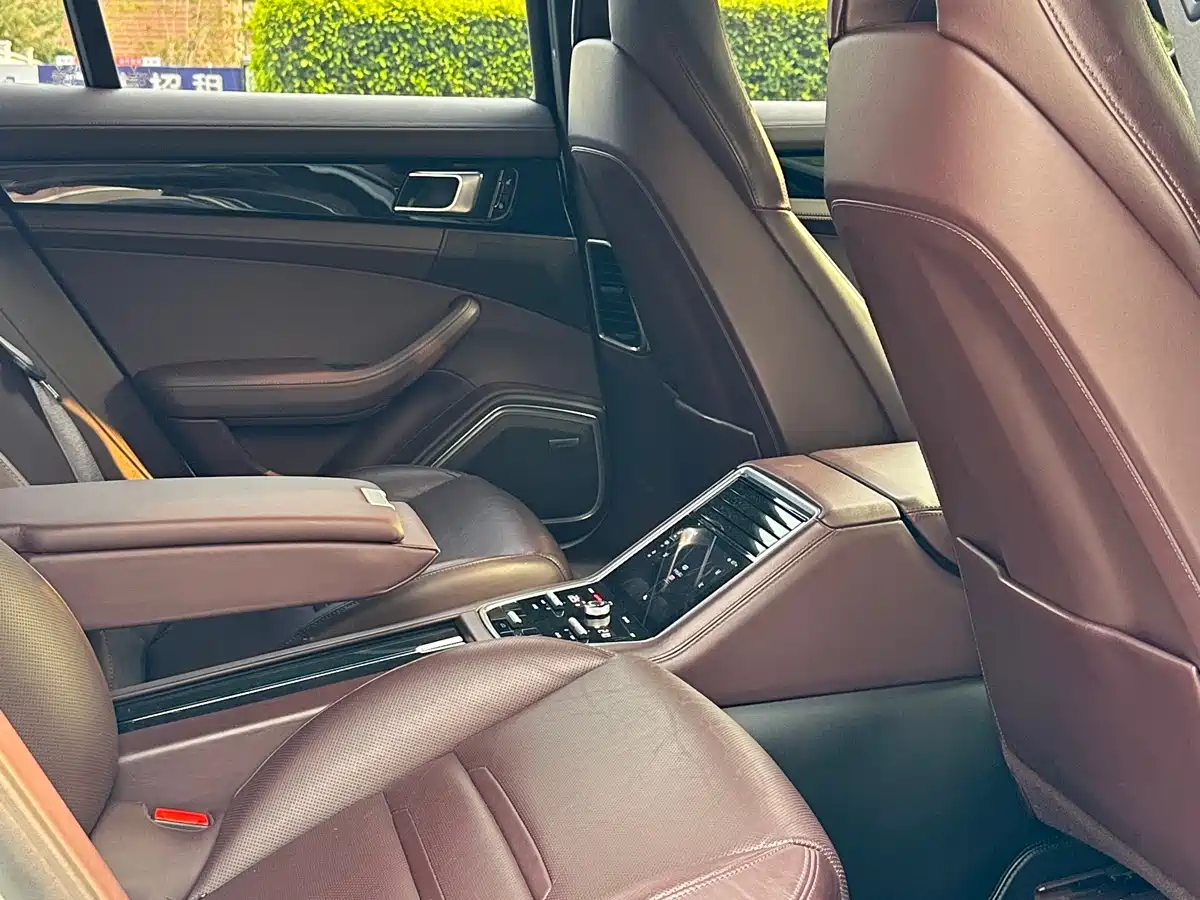 Porsche Panamera 2017 Panamera 3.0T фото 9