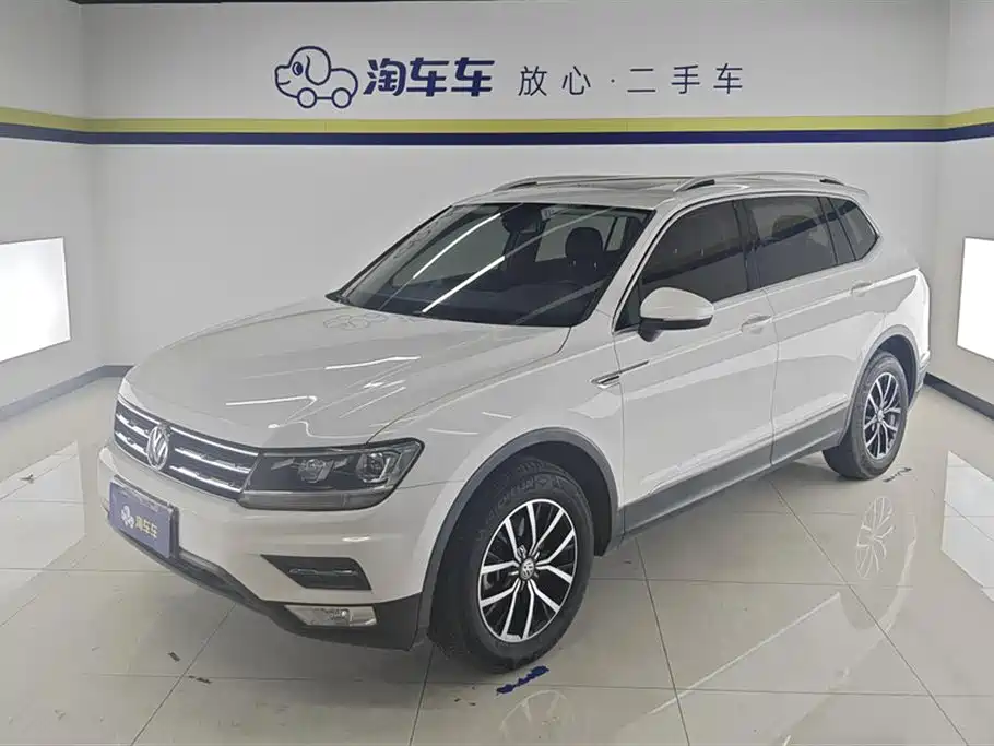 Volkswagen Tiguan L 2017 330TSI Automatic 2WD Luxury Edition