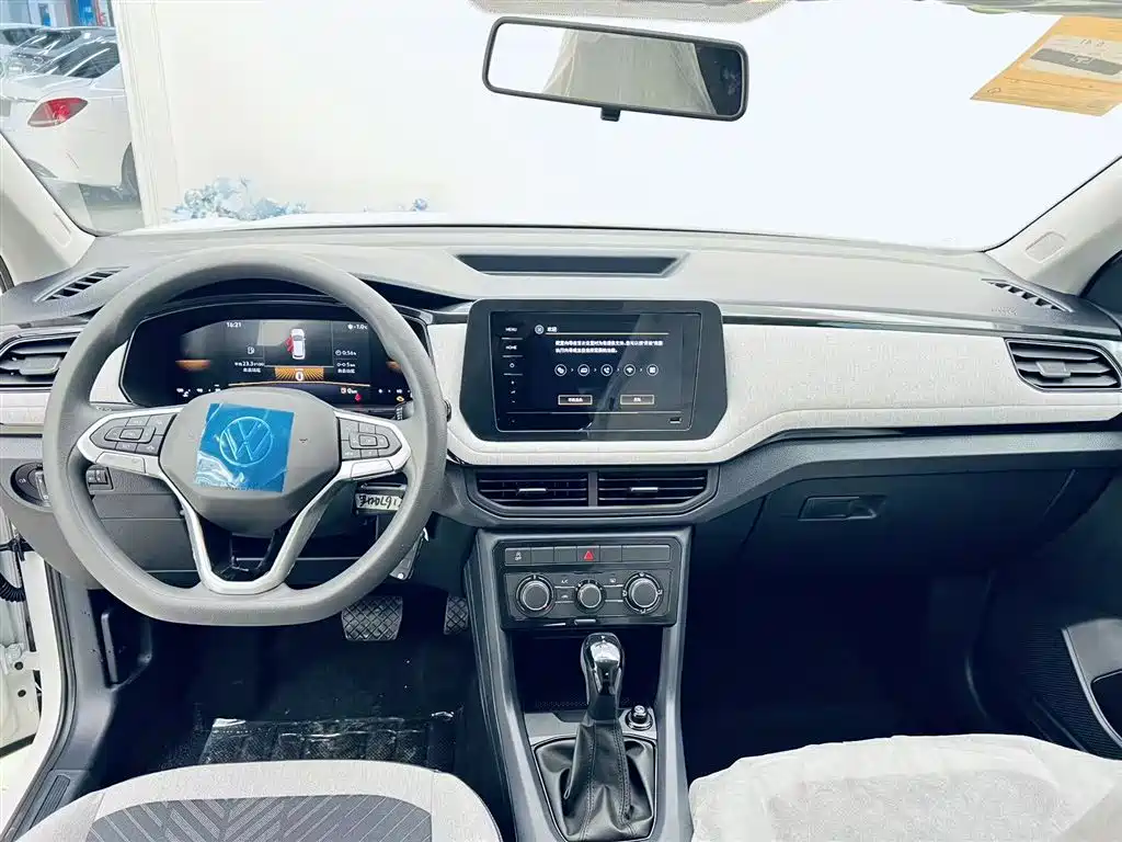 Volkswagen Tharu 2026 New Sharp 1.5L Advance Edition фото 6