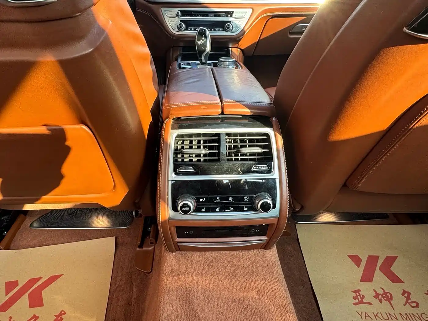 BMW 7 Series 2018 740Li xDrive Premium Type M Sport Package фото 14
