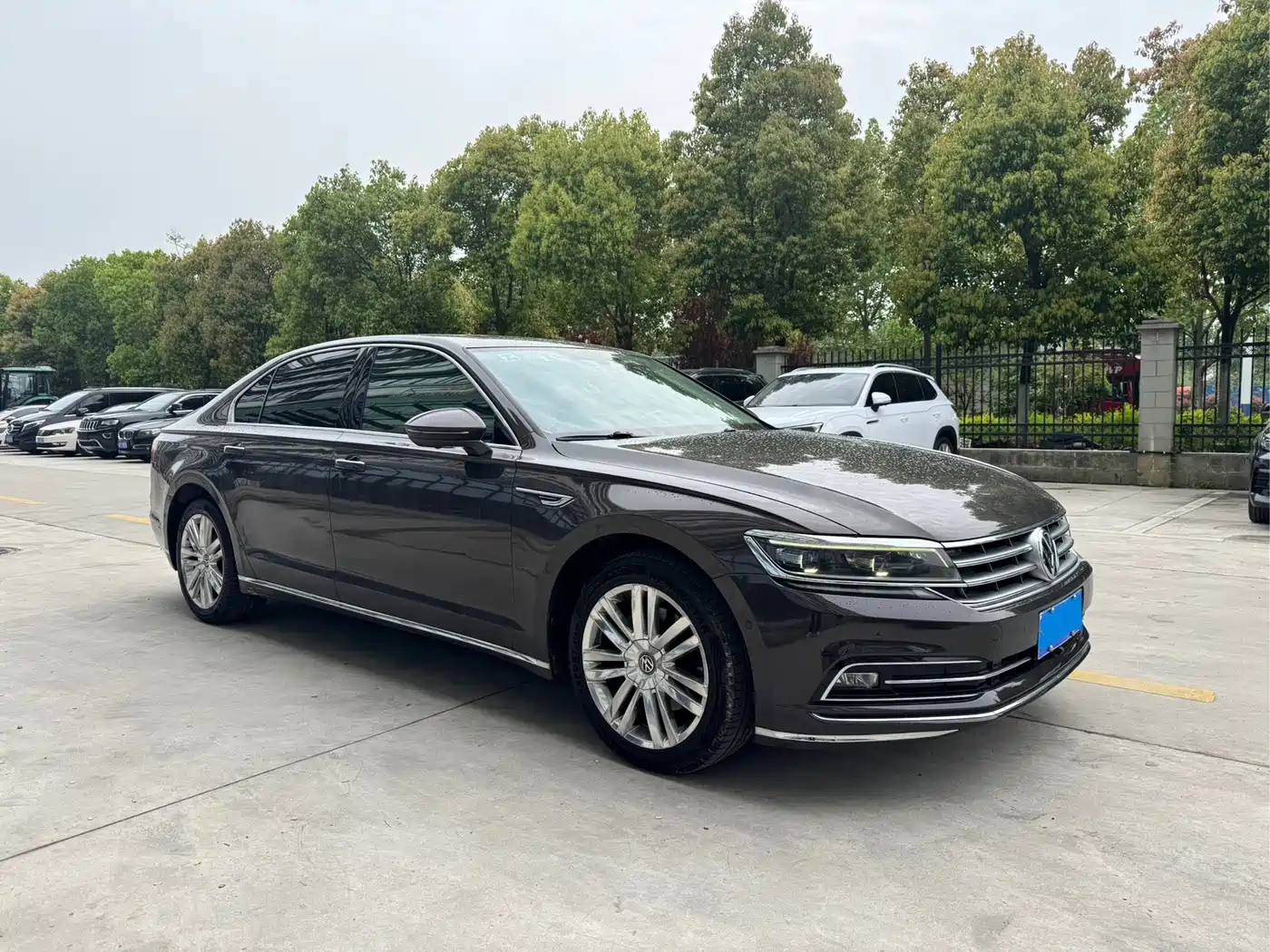 Volkswagen Phideon 2018 Facelift 380TSI FWD Flagship фото 3