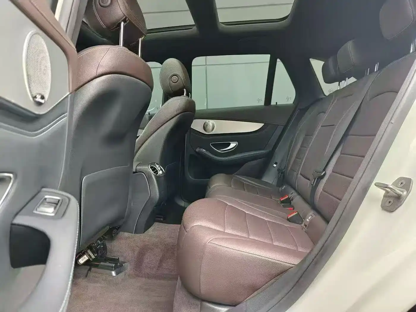 Mercedes-Benz GLC 2016 GLC 200 4MATIC фото 7