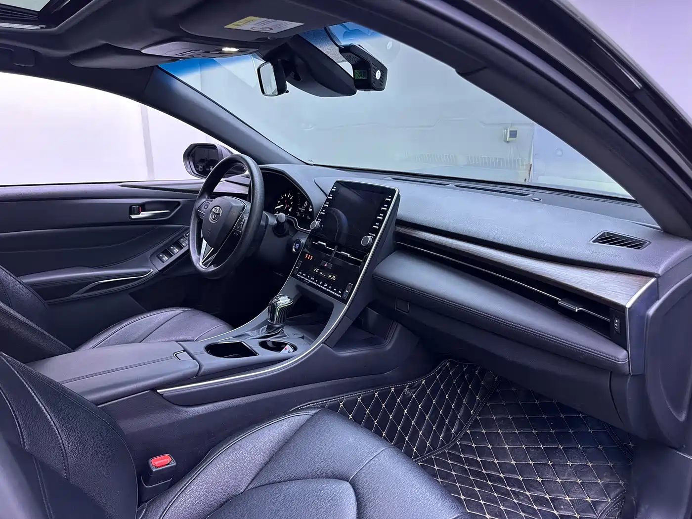 Toyota Avalon 2019 2.0L Progressive Edition (China VI) фото 12
