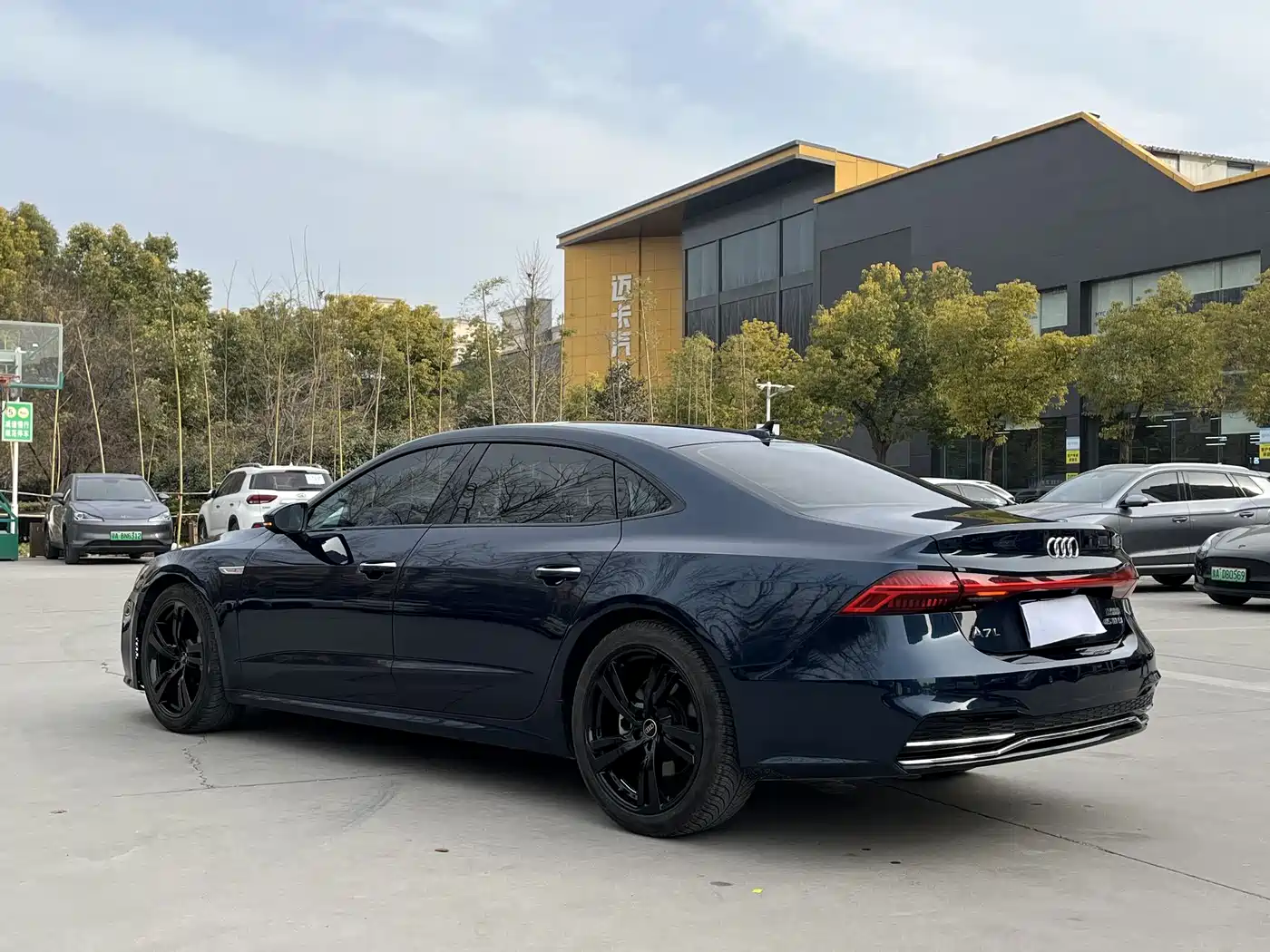 Audi A7L 2022 45 TFSI S-line Future Dream Edition фото 7