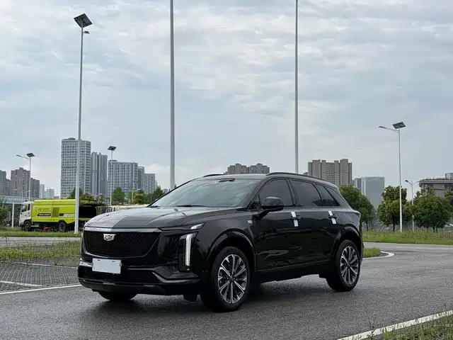 CADILLAC XT5 2025
