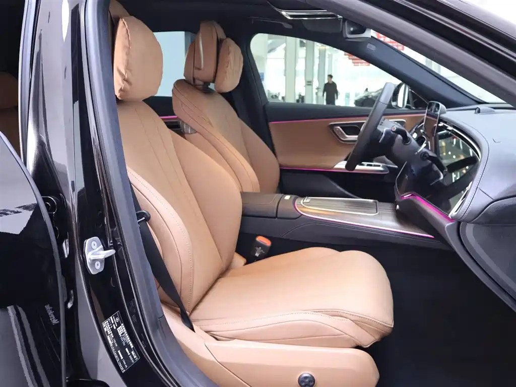 Mercedes-Benz E-Class 2025 E 300 L Luxury фото 20