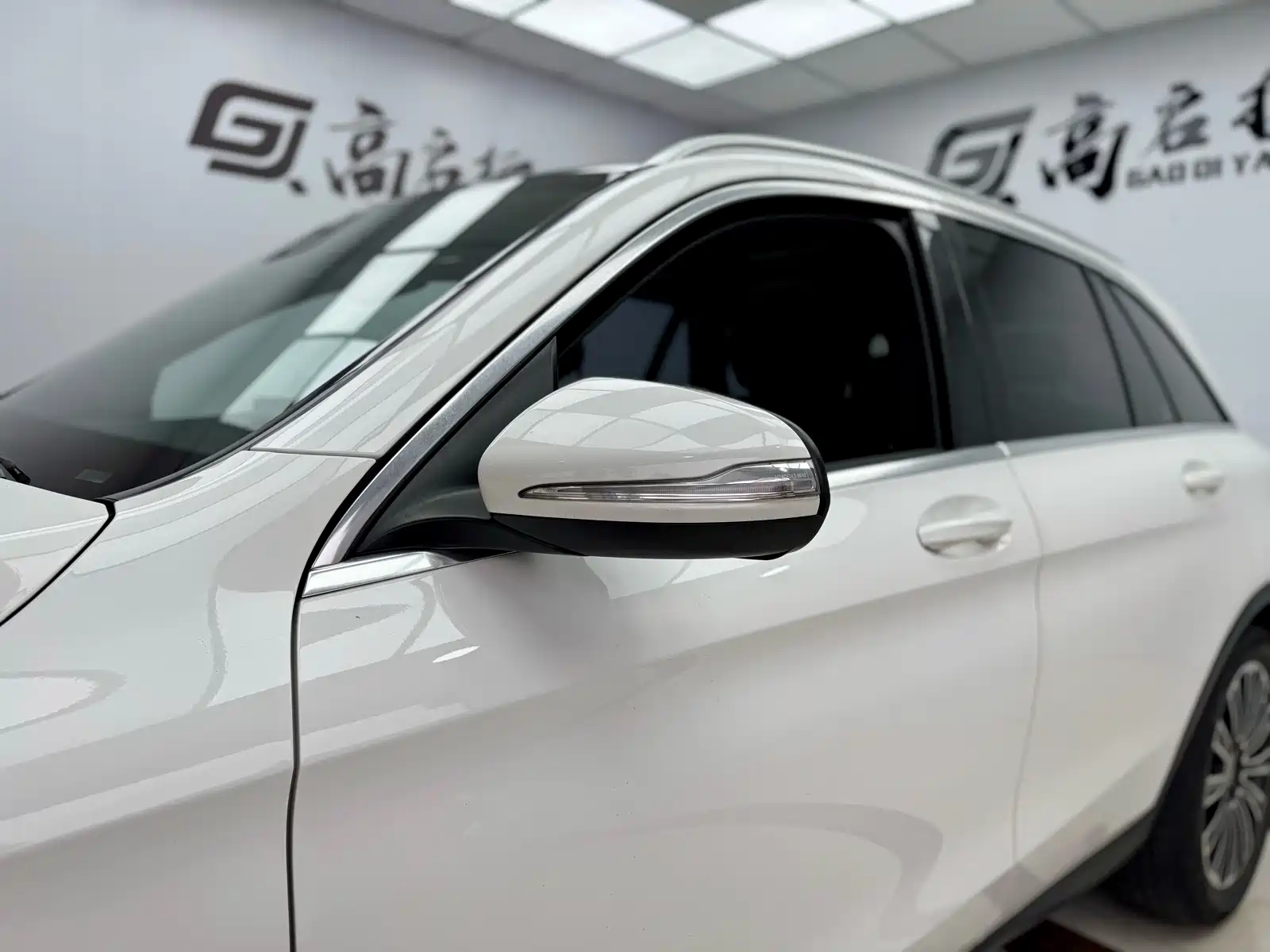 Фото 19 - Mercedes-Benz GLC