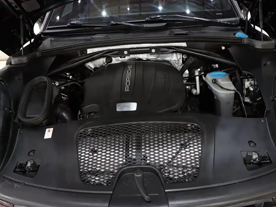 Porsche Macan 2017 Macan 2.0T фото 20