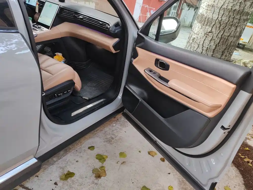 NIO ES8 2022 2020 Model 580KM Signature Edition 6-Seater