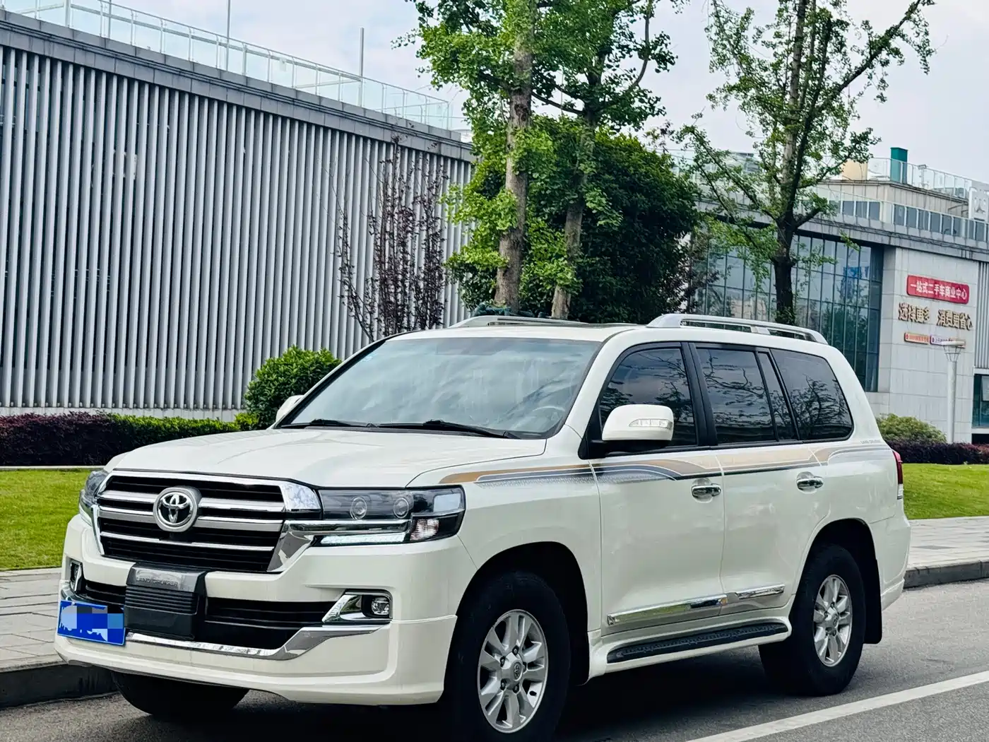 Toyota Land Cruiser (Import)