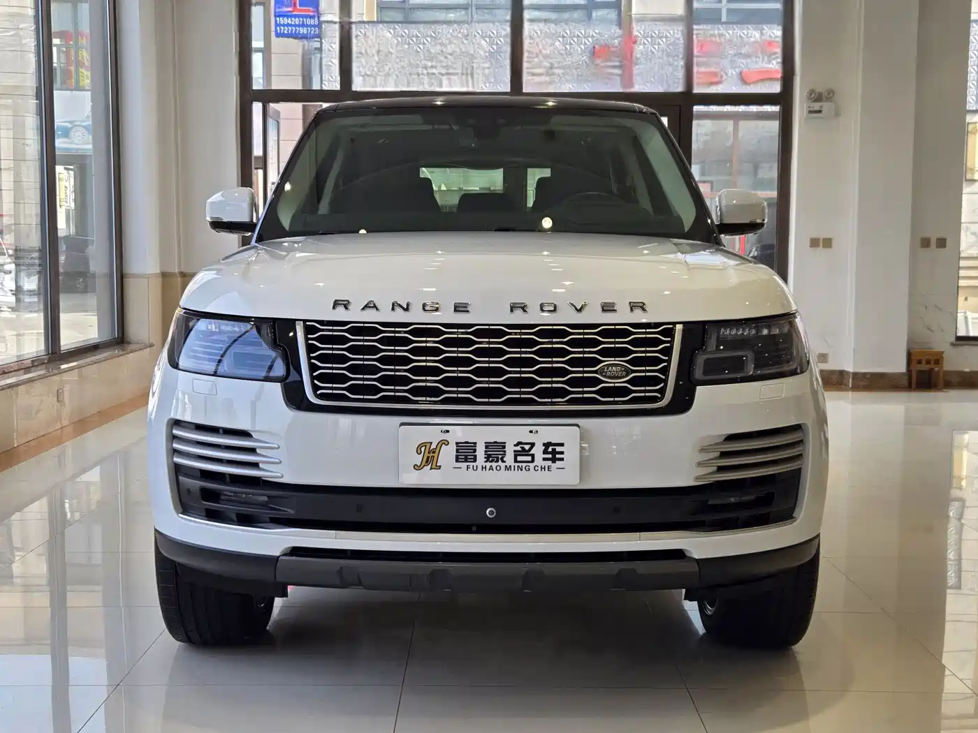 Land Rover Range Rover 2019 3.0 SCV6 Heritage Edition фото 2
