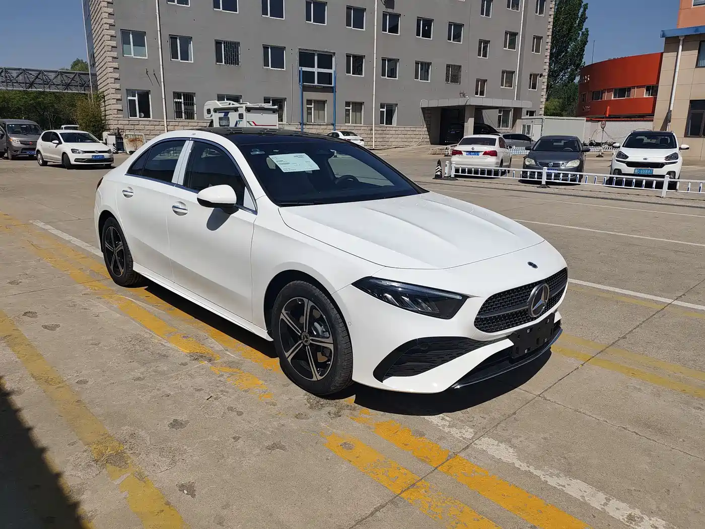 MERCEDES-BENZ CLASS A