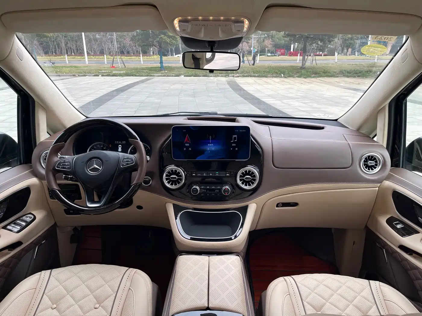Mercedes-Benz Vito 2021 2.0T Business Edition 7-seater фото 6