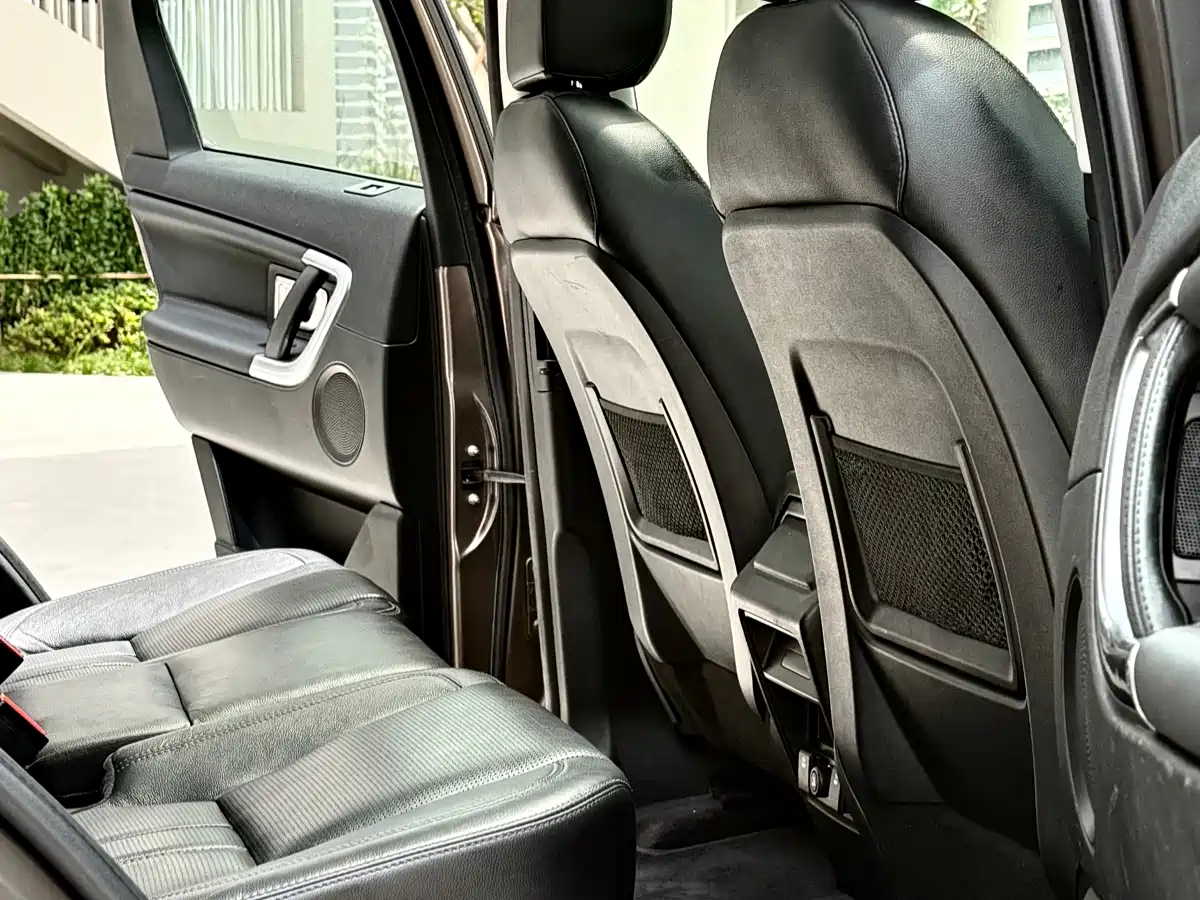 صورة 5 - Land Rover Discovery Sport