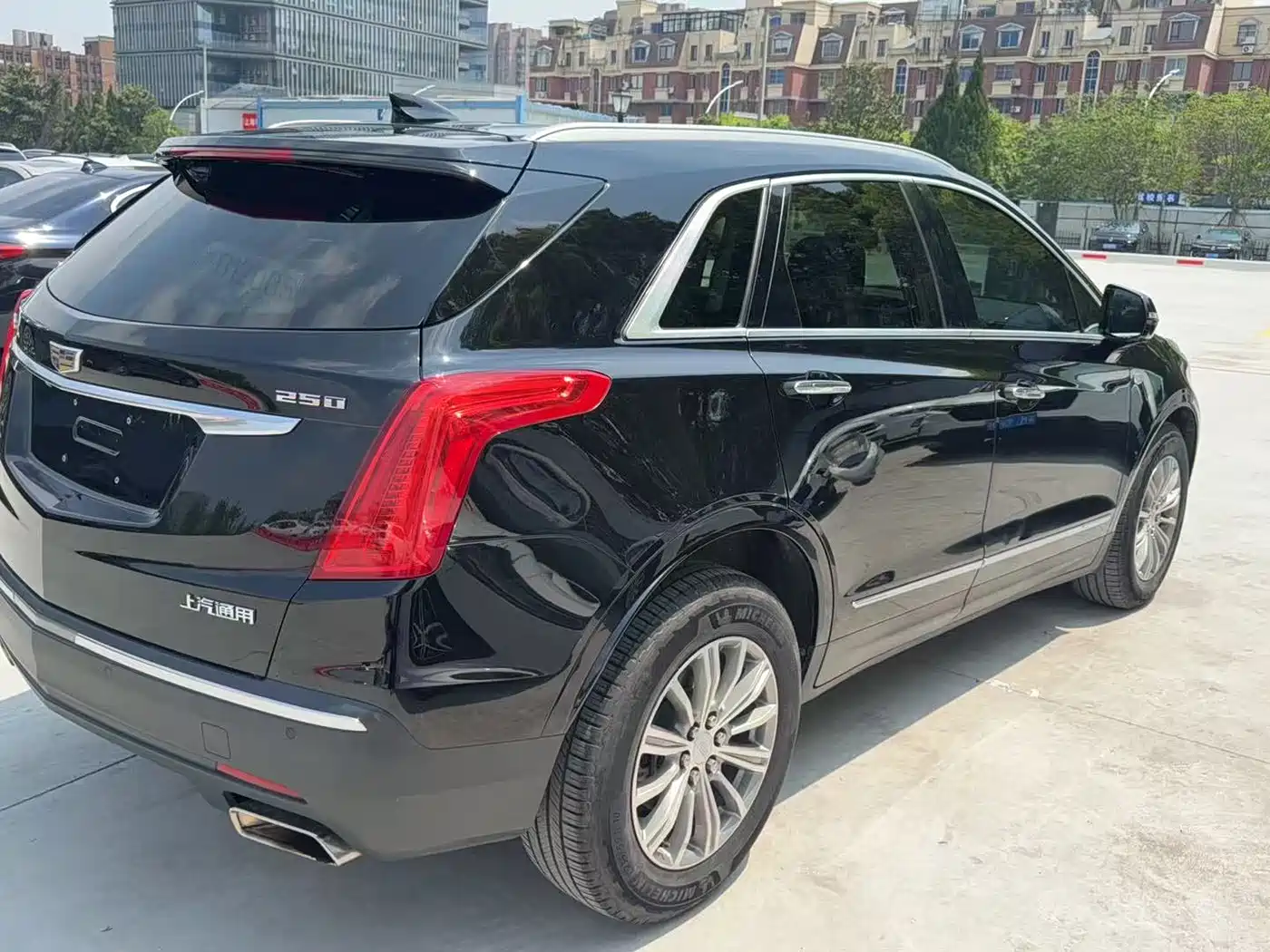 Cadillac XT5 2016 25T Luxury Model фото 5