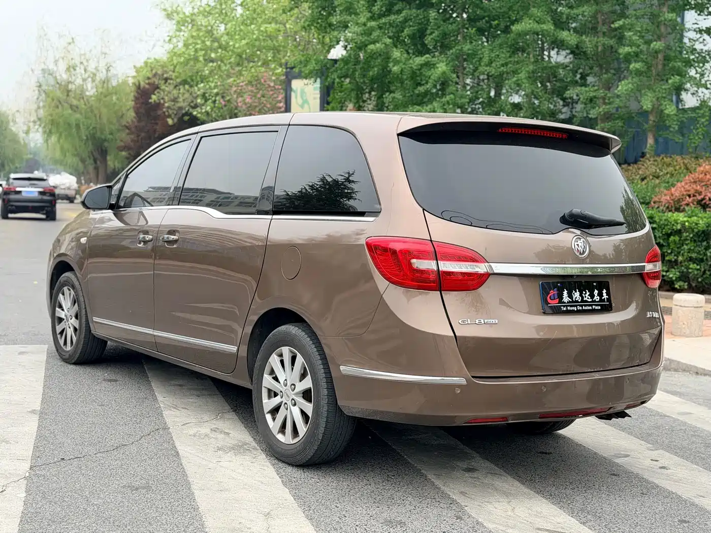 Buick GL8 2018 28T Luxury Model China VI фото 4