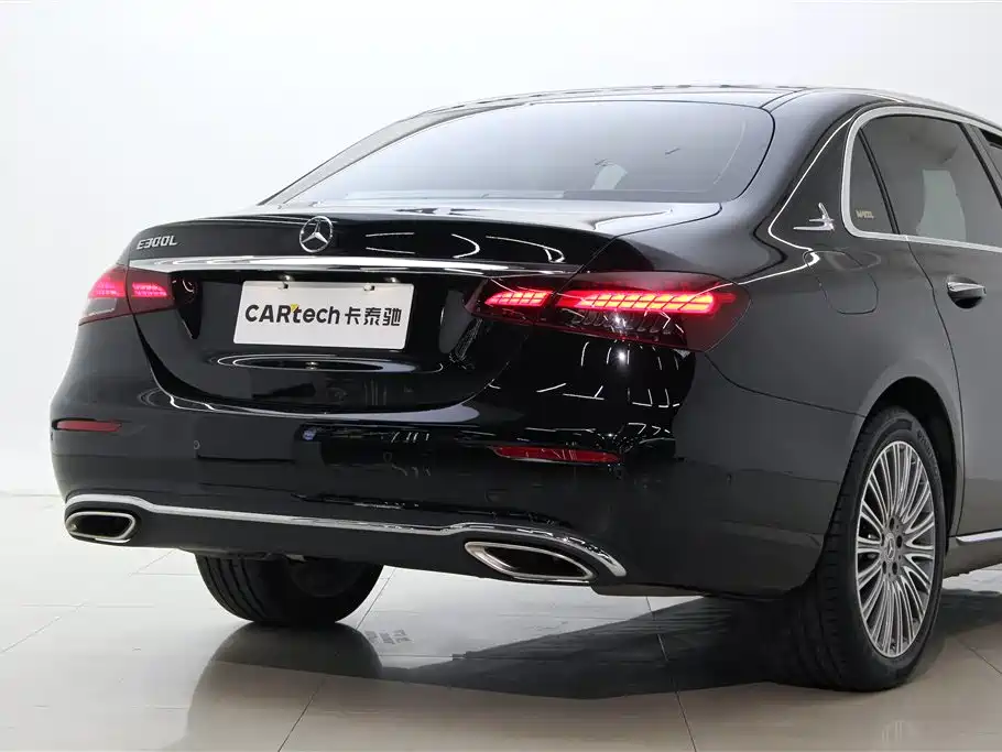 Mercedes-Benz E-Class 2022 E 300 L Luxury фото 9